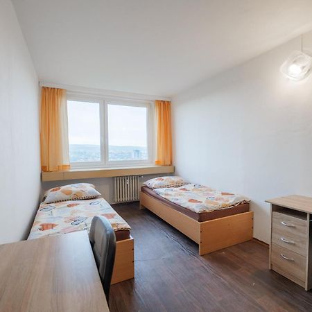 Tvm Tower Modrany Hostel Prague Luaran gambar