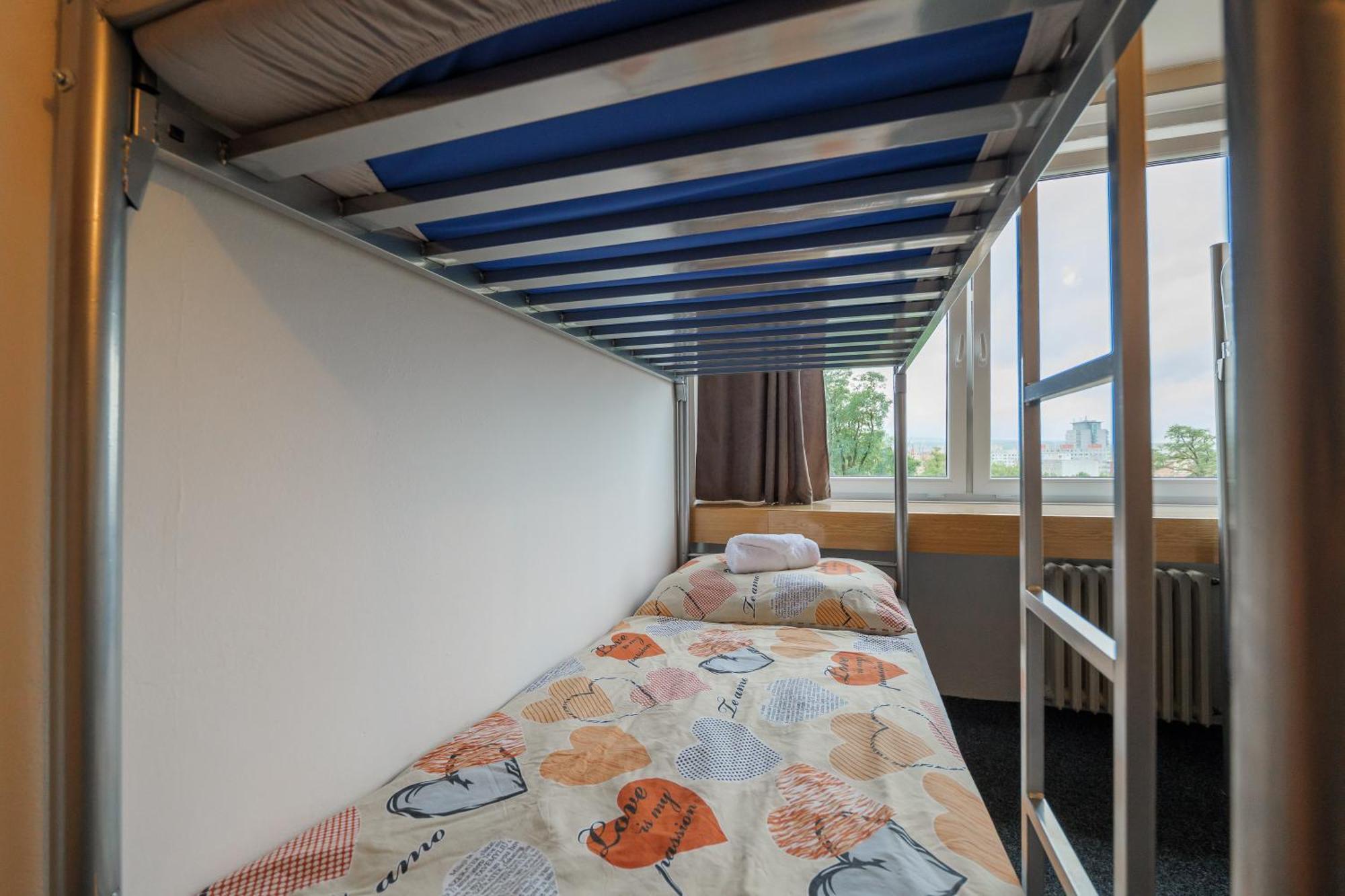 Tvm Tower Modrany Hostel Prague Luaran gambar