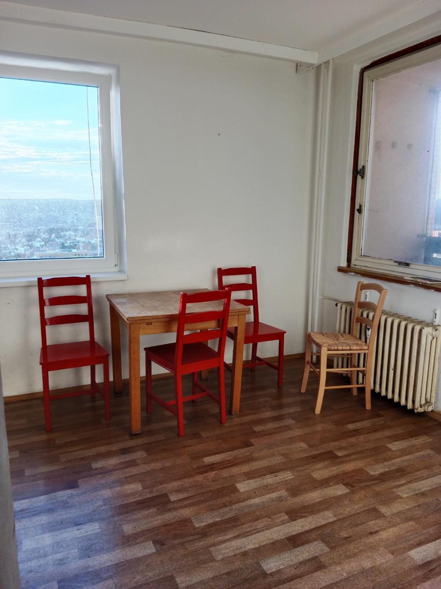 Tvm Tower Modrany Hostel Prague Luaran gambar