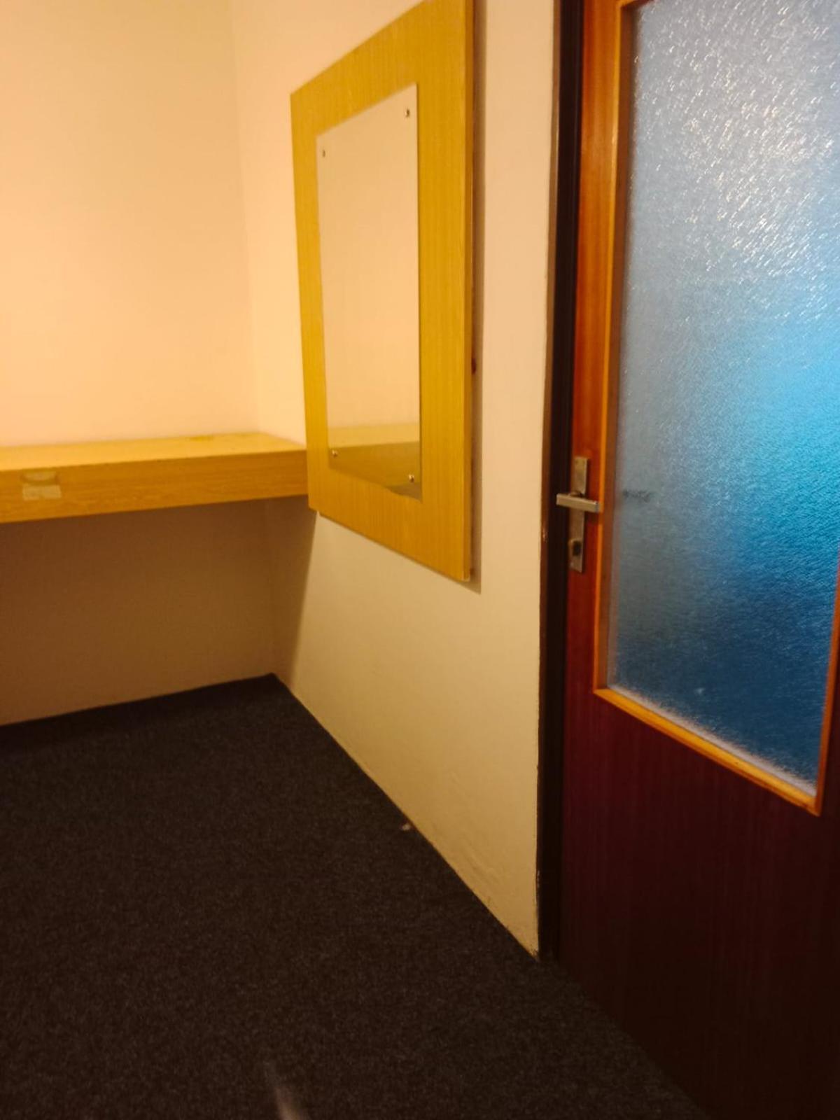 Tvm Tower Modrany Hostel Prague Luaran gambar